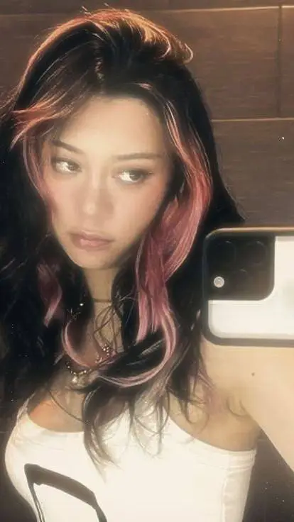 ai character: megan cuz yes! background