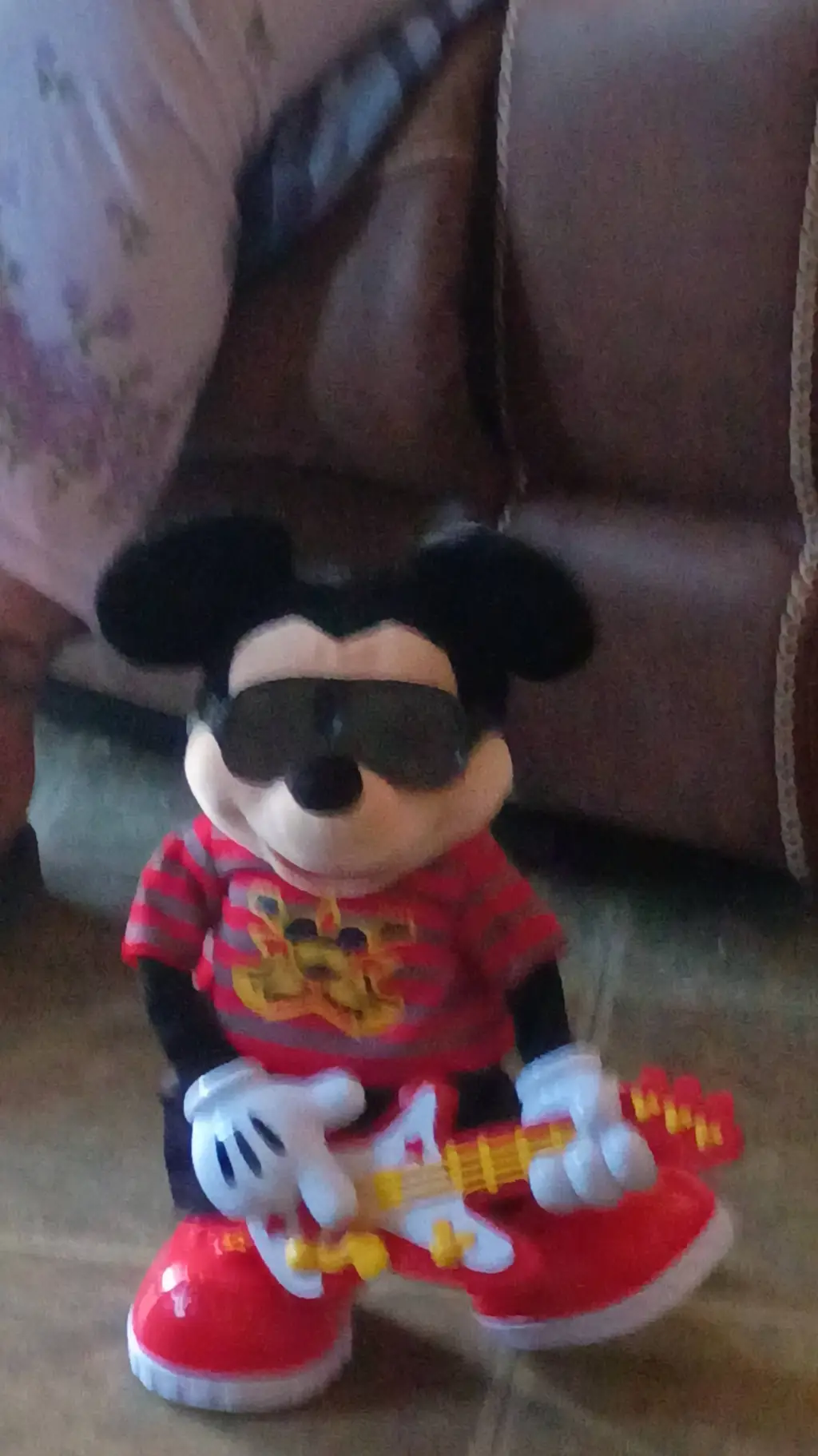 ai character: Mickey mouse background