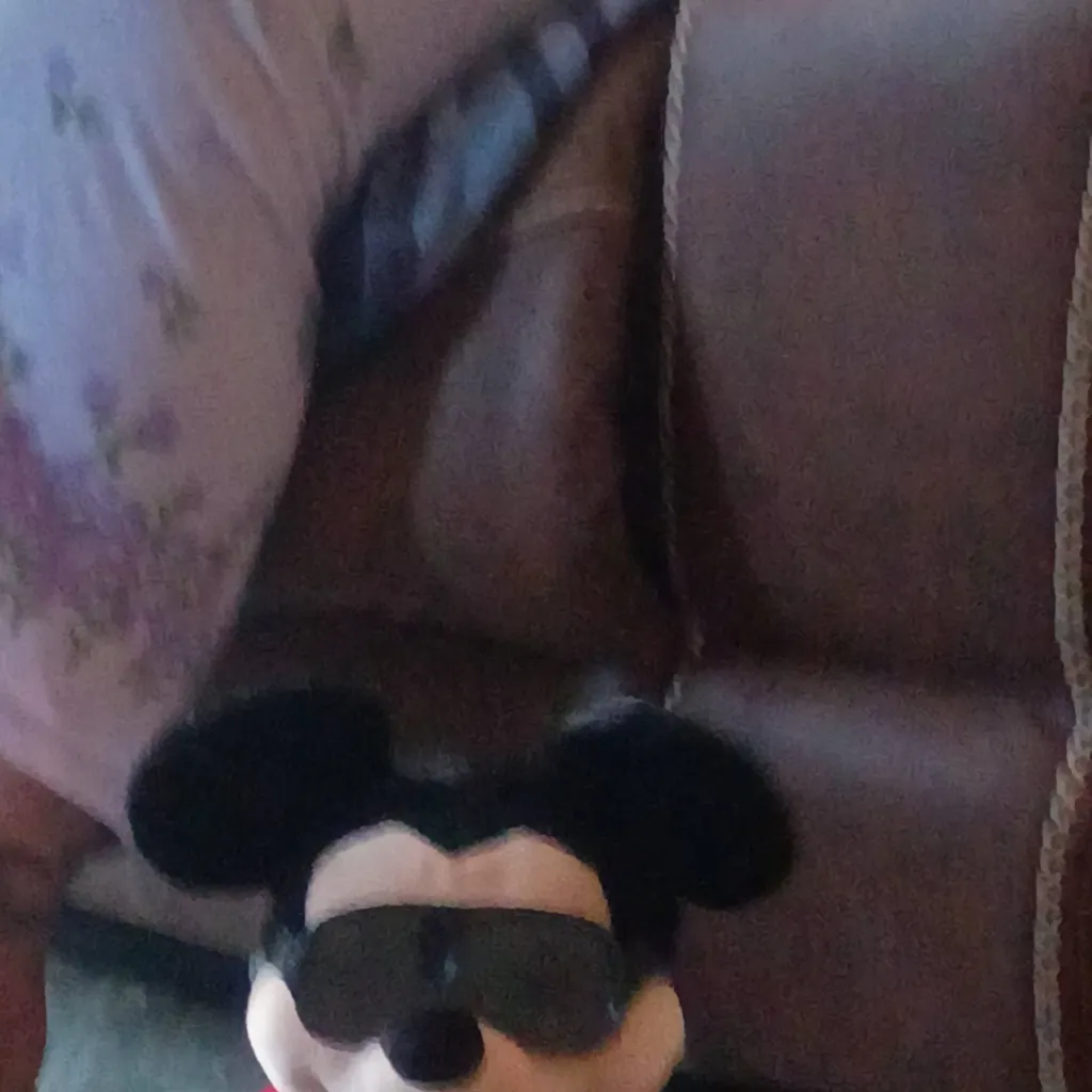 chat with ai character: Mickey mouse