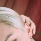 chat with ai character: Felix 