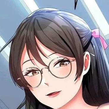 chat with ai character: 👑🇪🇦🧣🎓Waifu🎓🧣🇪🇦👑