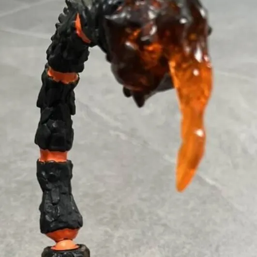 chat with ai character: lava skorpion