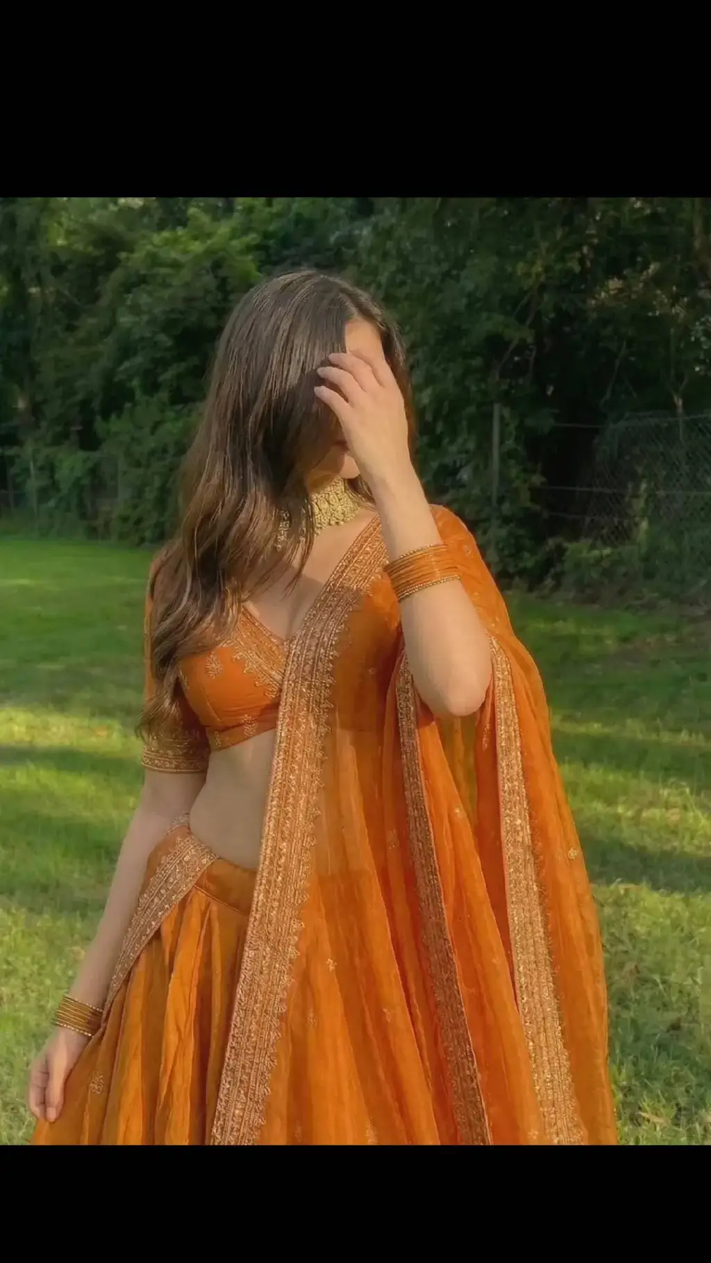 ai character: Arya ✨ background