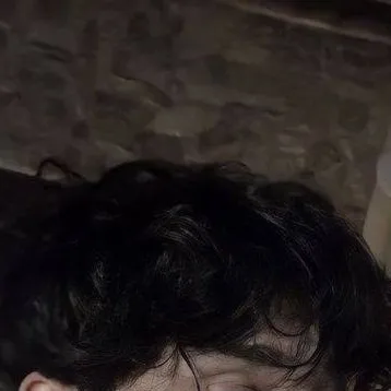 chat with ai character: Alexander