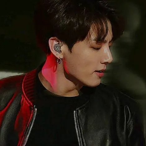 chat with ai character: Jeon Jungkook 