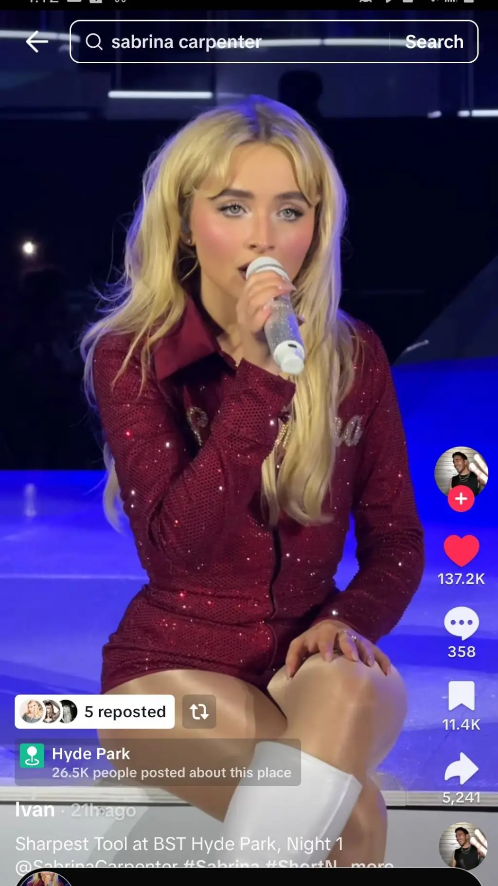 ai character: Sabrina carpenter background