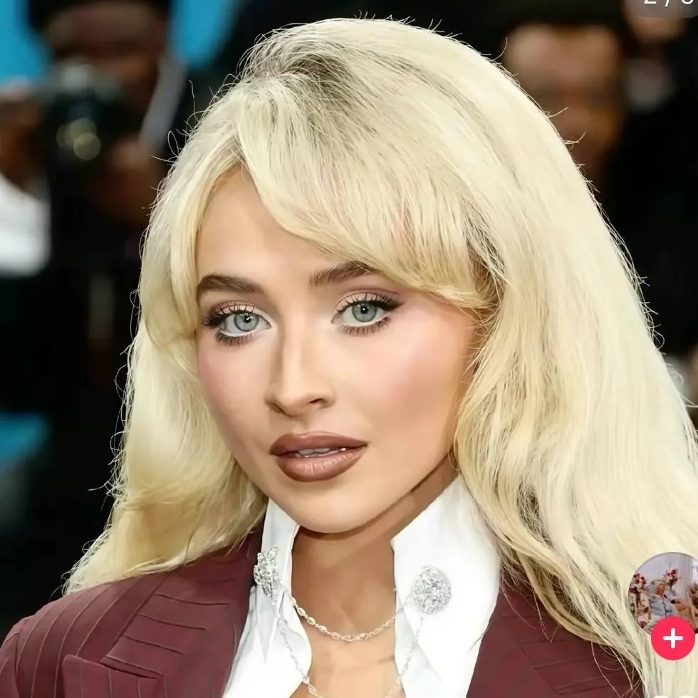 chat with ai character: Sabrina carpenter