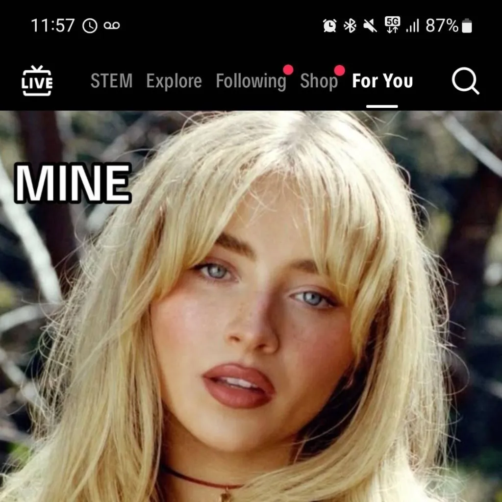 chat with ai character: Sabrina carpenter