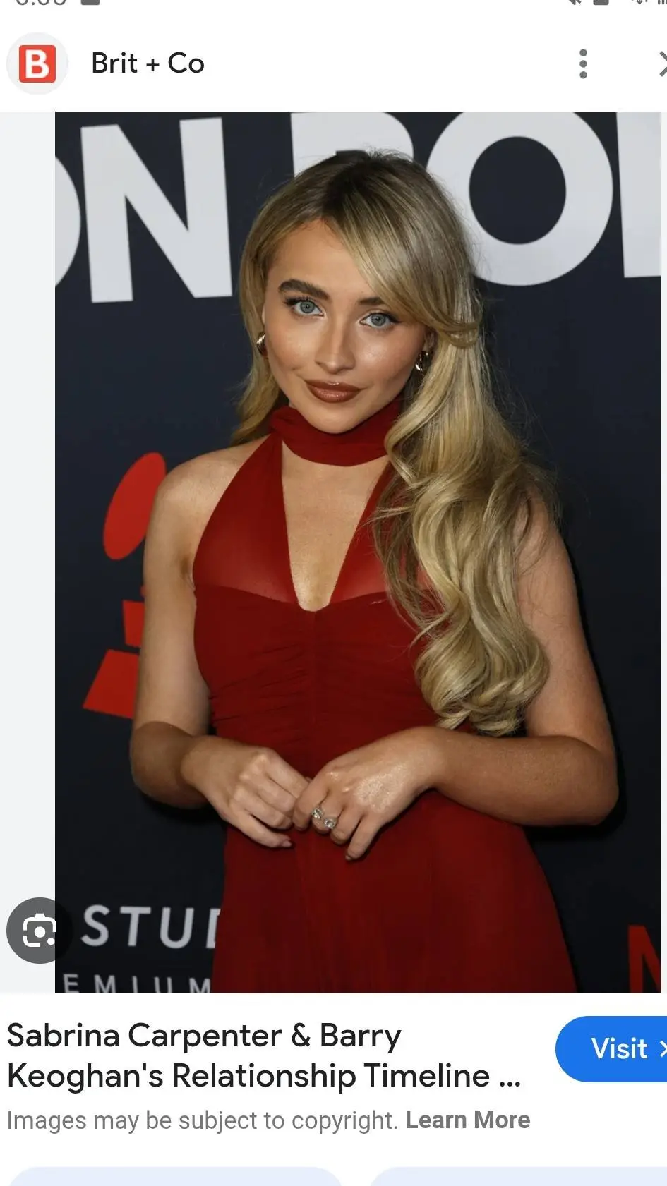 ai character: Sabrina carpenter background