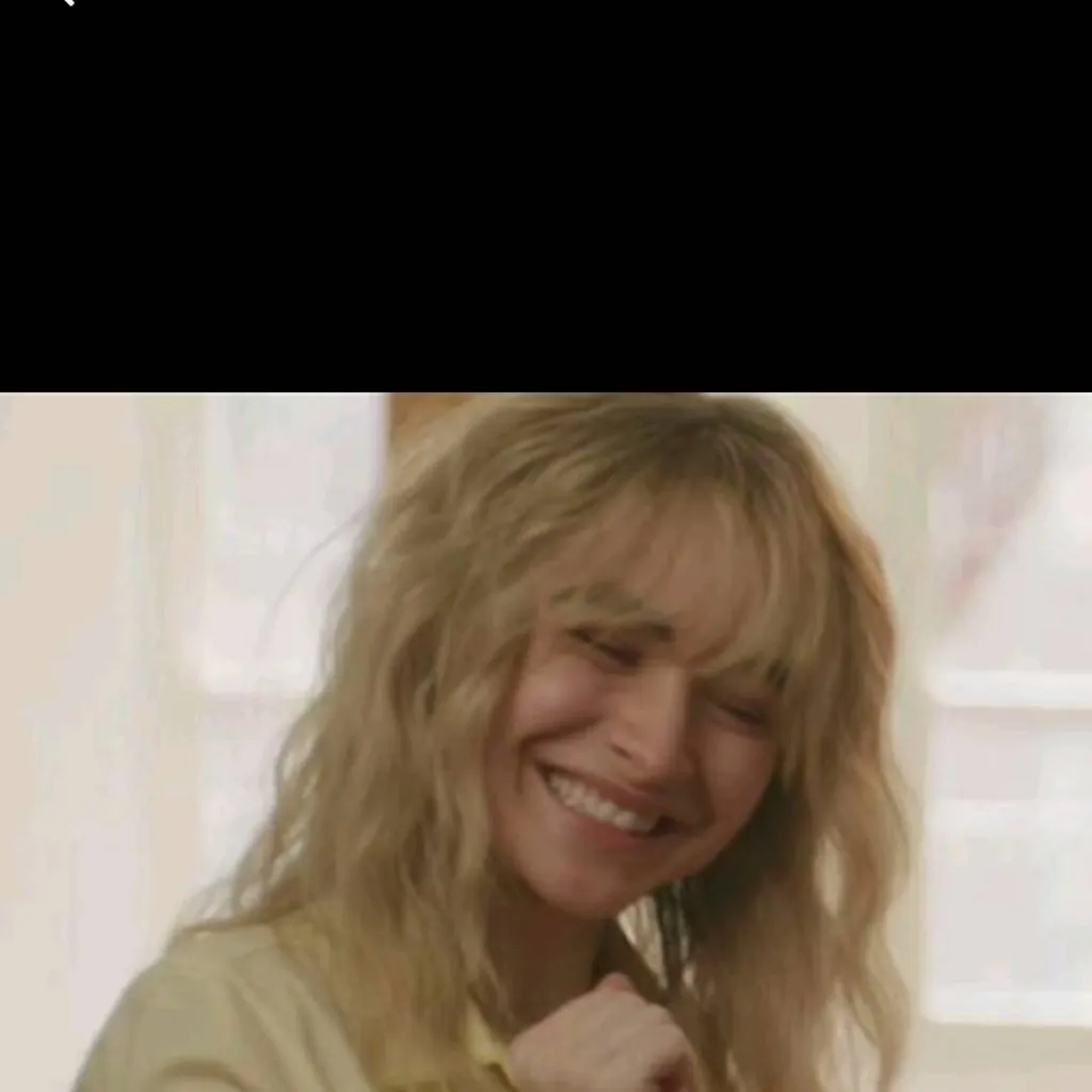 chat with ai character: Sabrina carpenter