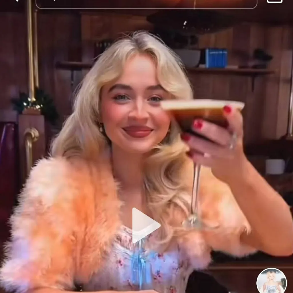 chat with ai character: Sabrina carpenter