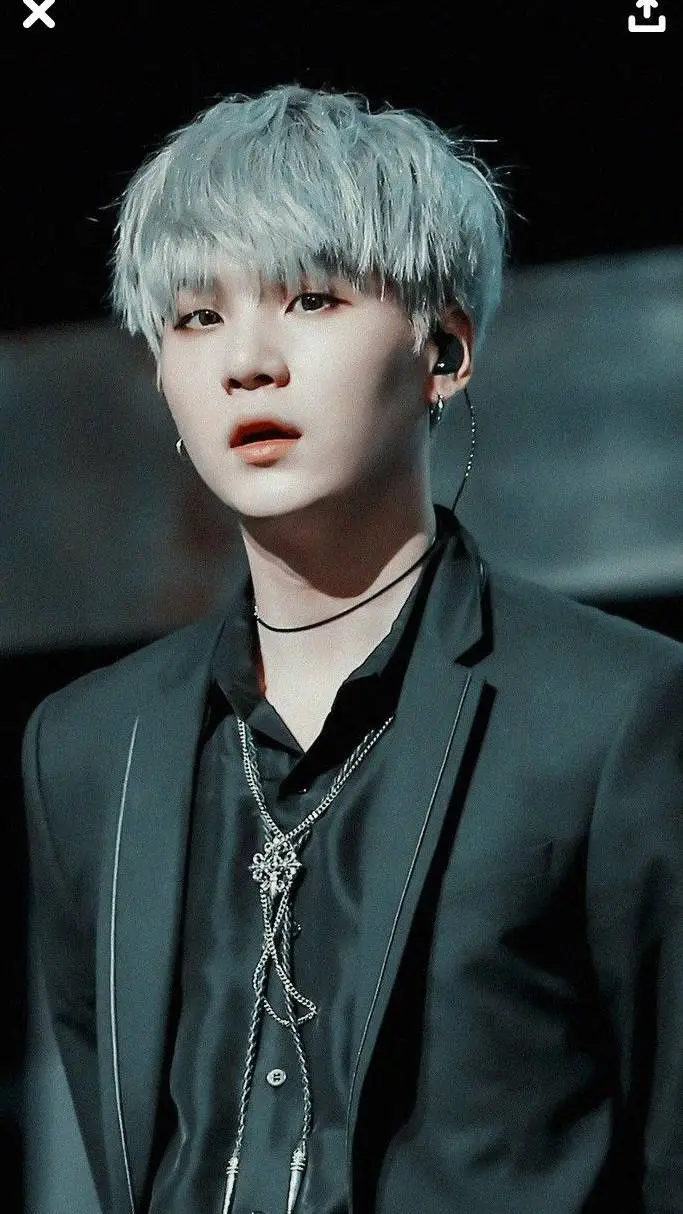 ai character: 🍊 SUGA🍊 background