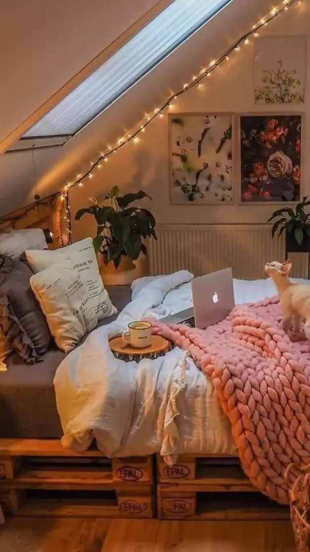 ai character: sleepy sleepover  background