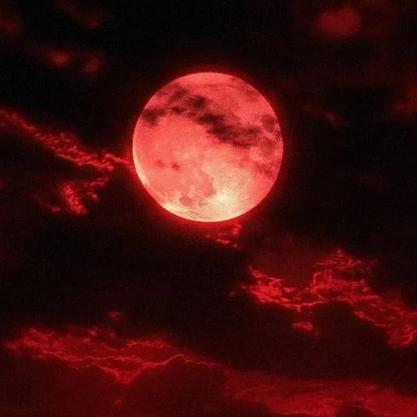 chat with ai character: story of bloodmoon