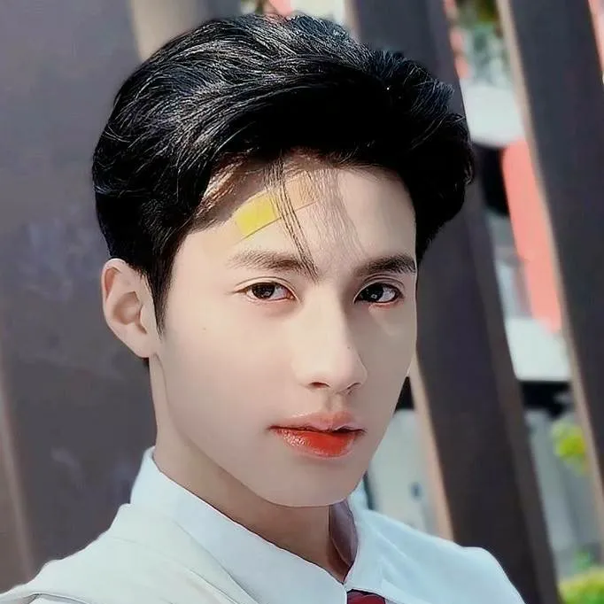 chat with ai character: Yang peng cheng