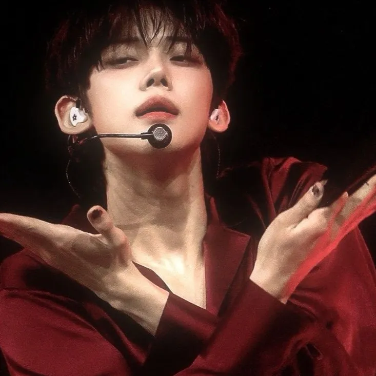 chat with ai character: ✨Yeonjun✨ 