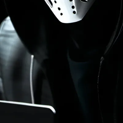 chat with ai character: Anonymer Hacker