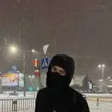 chat with ai character: Валера 