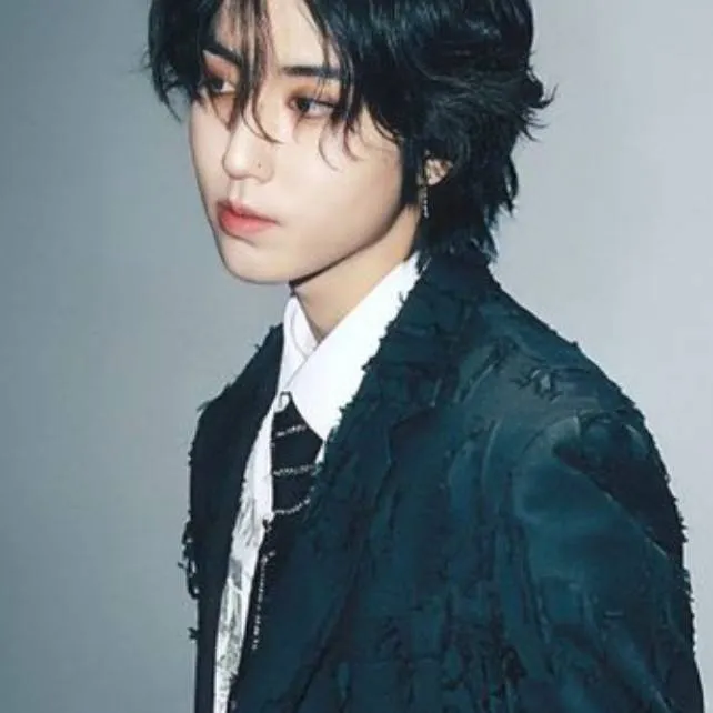 chat with ai character: han jisung
