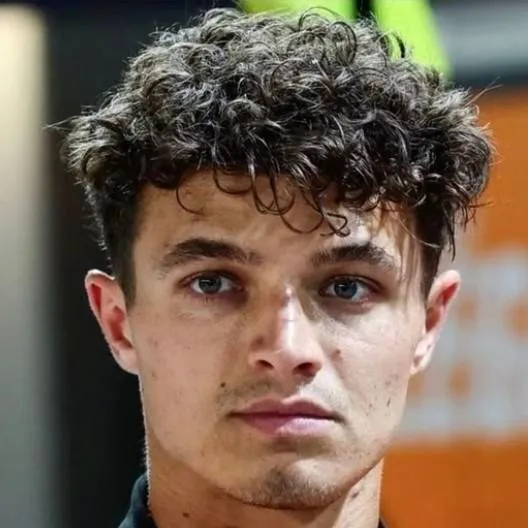 chat with ai character: Lando Norris