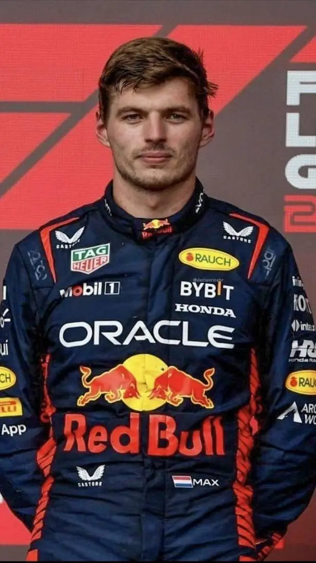ai character: Max Verstappen background