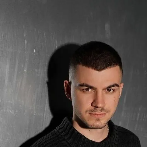 chat with ai character: Влад 
