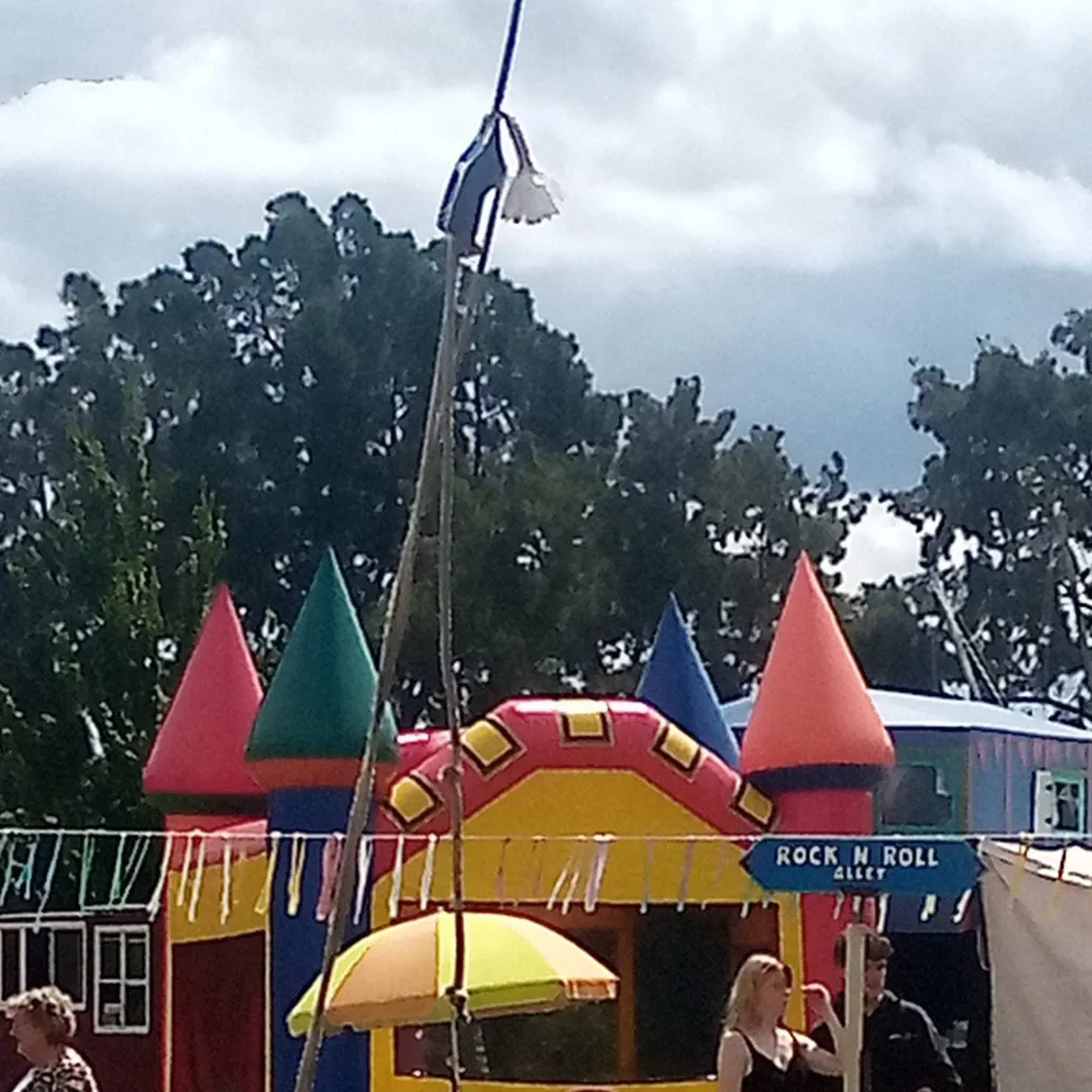 chat with ai character: tung tung sahur