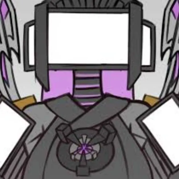 chat with ai character: Titan Tv Woman :3