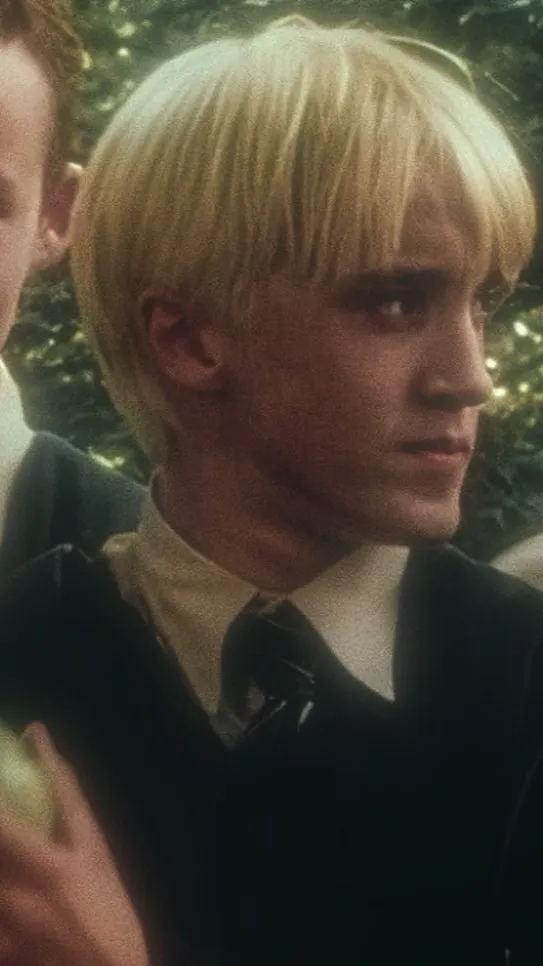 ai character: Draco Malfoy background