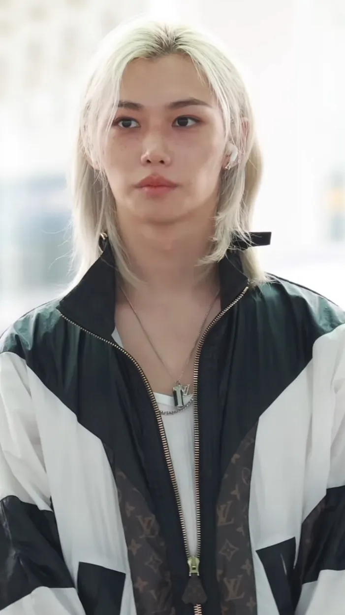 ai character: Felix background