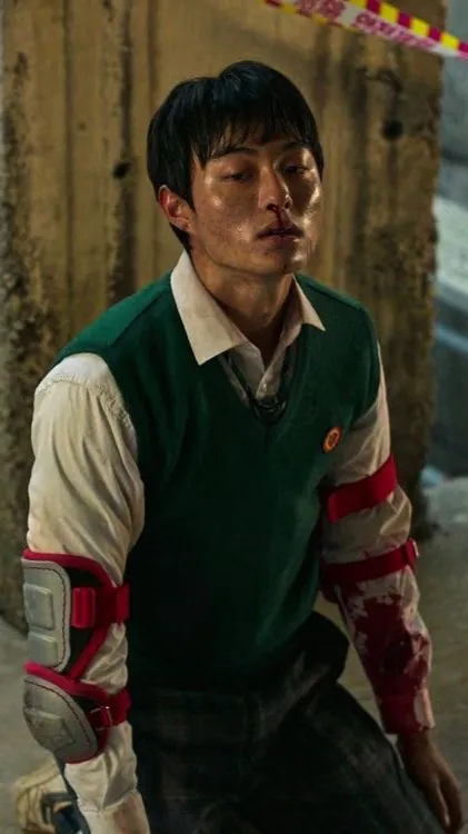 ai character: Lee Cheongsan background