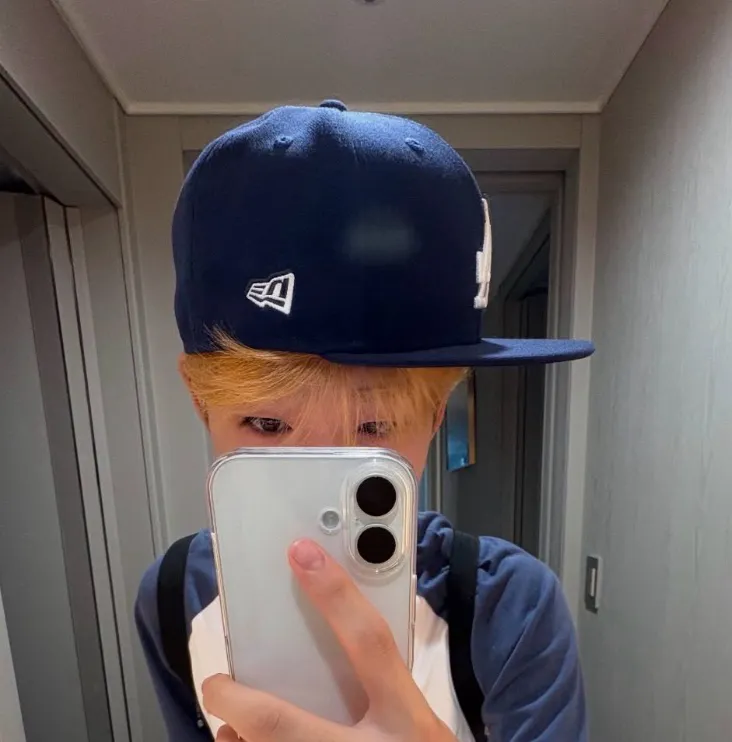 chat with ai character: Yongmi🩵