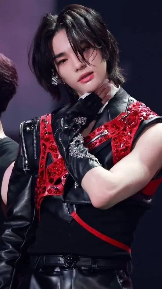 ai character: Hyunjin background