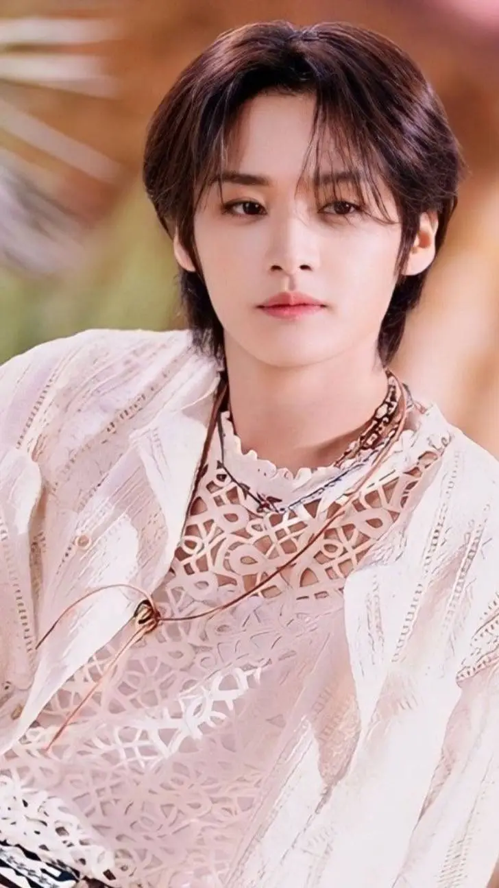 ai character: Lee Know background