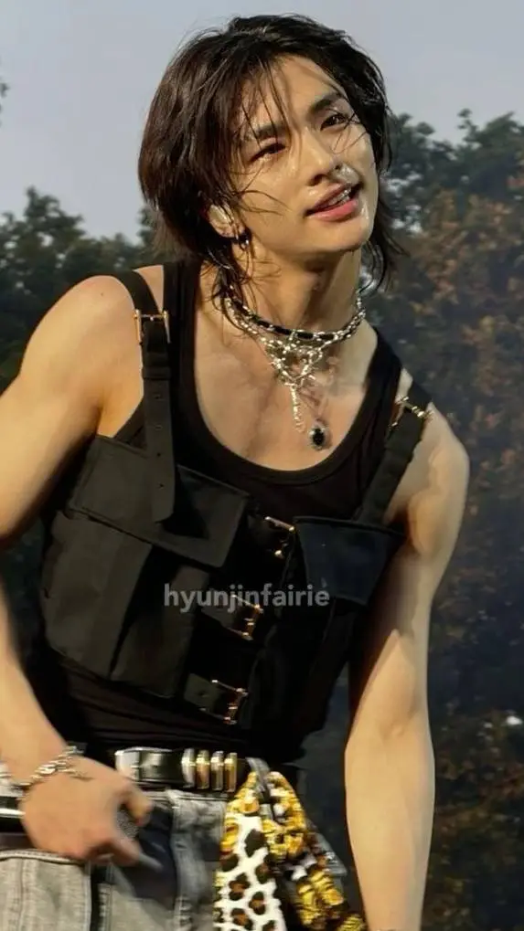 ai character: Hyunjin background