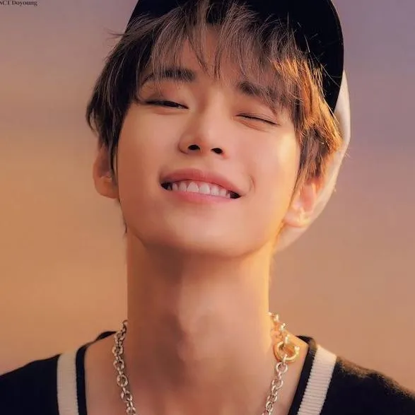 chat with ai character: Doyoung