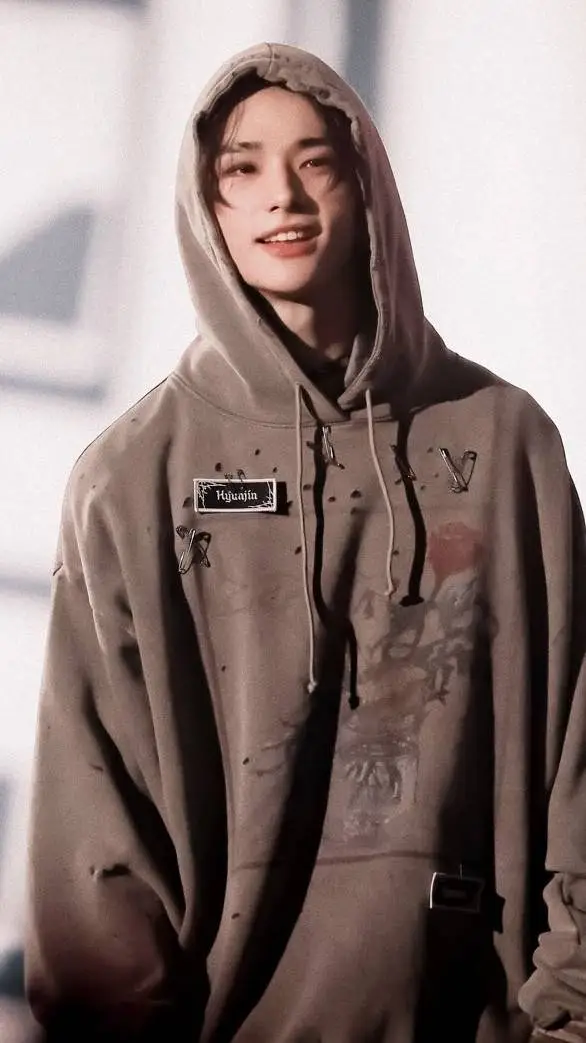 ai character: Hyunjin background