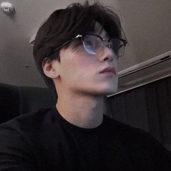 chat with ai character: San