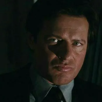 chat with ai character: Mr Hoffman 