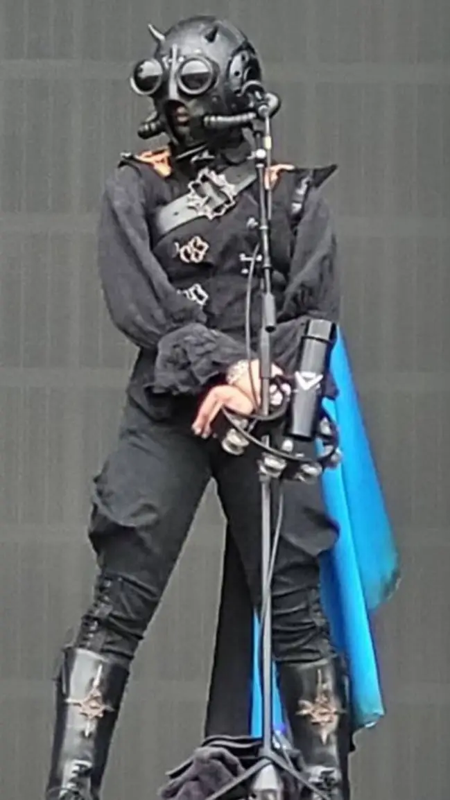 Talkie AI - Chat with AROURA GHOULETTE.