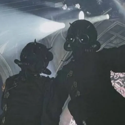 chat with ai character: AROURA, CUMULUS.