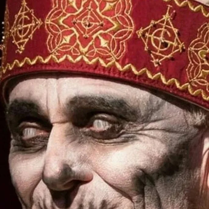 chat with ai character: PAPA NIHIL.☠️