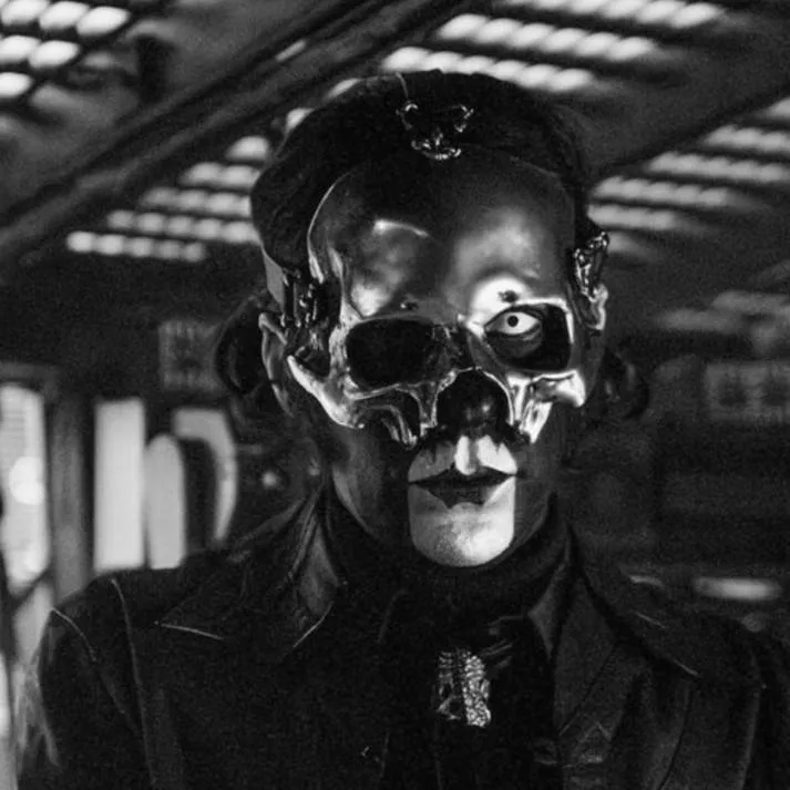 chat with ai character: PAPA V PERPETUA.☠️