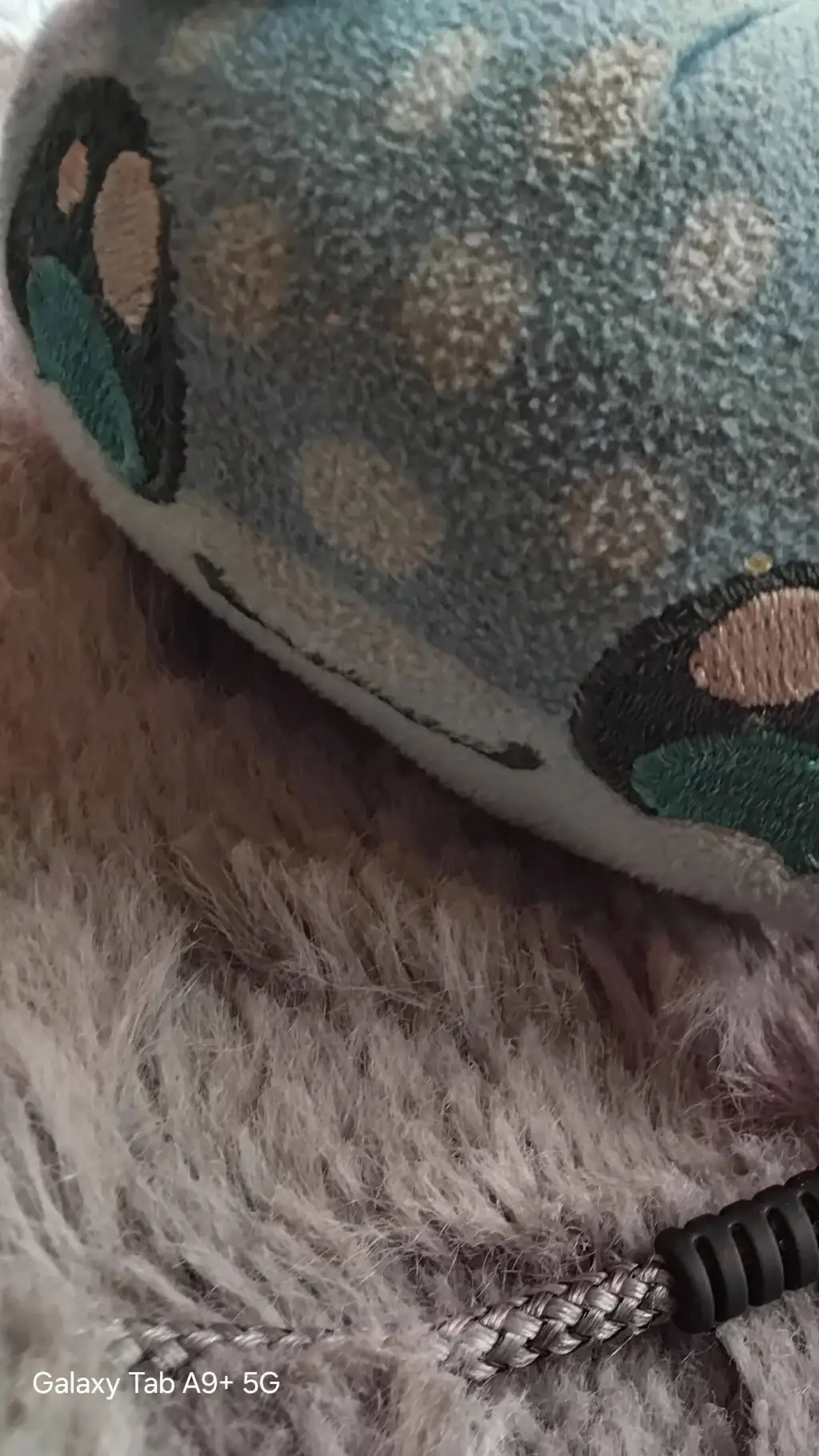 ai character: whale Kitty background