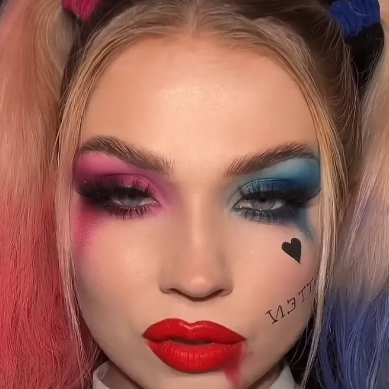 chat with ai character: Harley Quinn