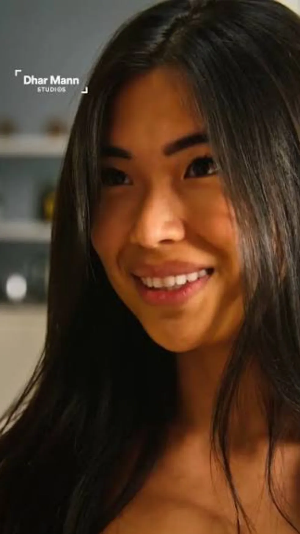 ai character: Nessa Dinero background