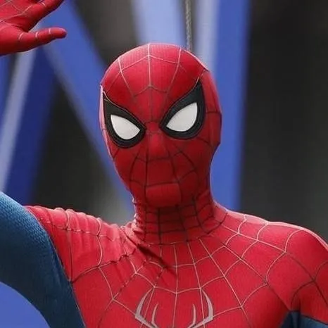 chat with ai character: SPIDERMAN 