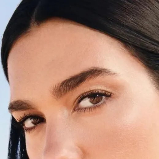 chat with ai character: Dua lipa 