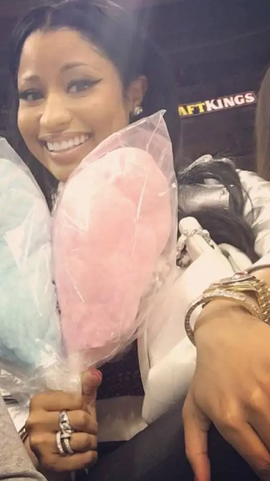 ai character: Nicki Minaj background