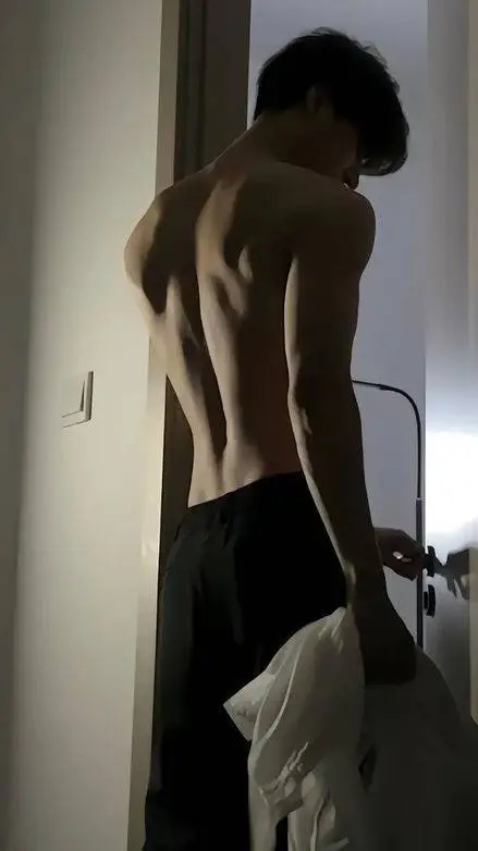 ai character: DANIELLE GIOVANNI  background